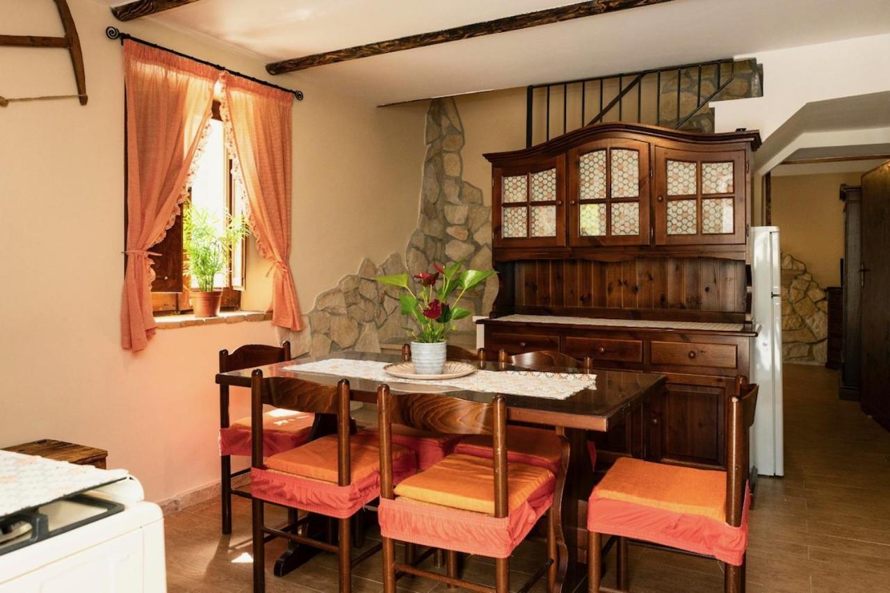 La Casa Del Vico Villa Сант'Еуфемия а Майела Екстериор снимка